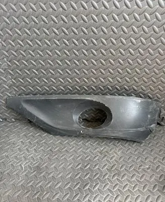 Volkswagen Touareg II Front bumper lower grill 7P6807489