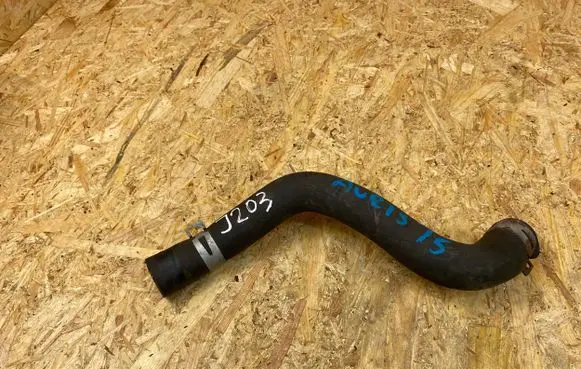 Toyota Auris E180 Engine coolant pipe/hose 165710T260