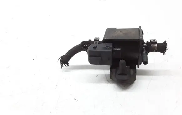 Audi A3 S3 8L Turbo solenoid valve 028906283J