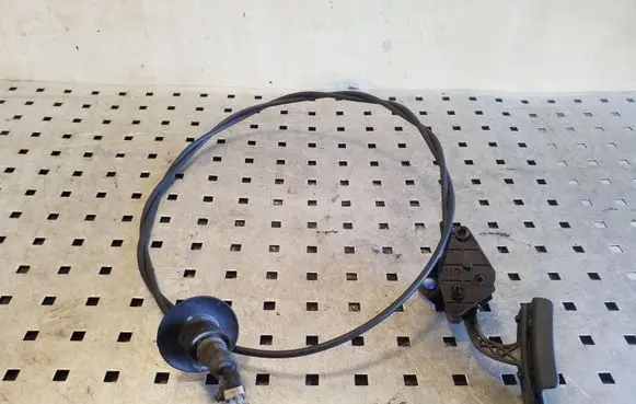 Peugeot 3008 I Engine bonnet (hood) release handle