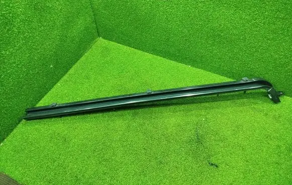 Renault Trafic III (X82) Sliding door middle rail 