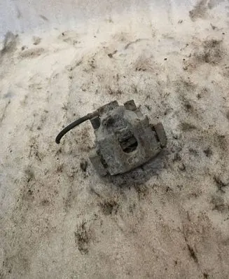 BMW 5 E34 Rear brake caliper