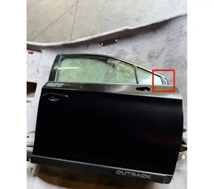 Subaru Outback (BS) Front door