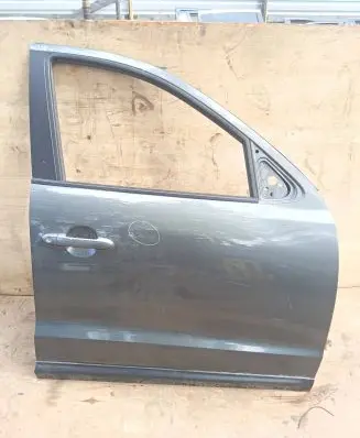 Hyundai Santa Fe Front door