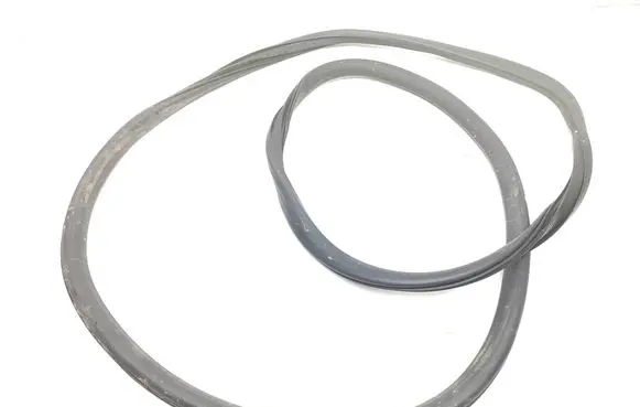 Citroen C3 Aircross Front door rubber seal 