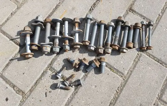 Volkswagen Golf VII Rear suspension camber bolt 