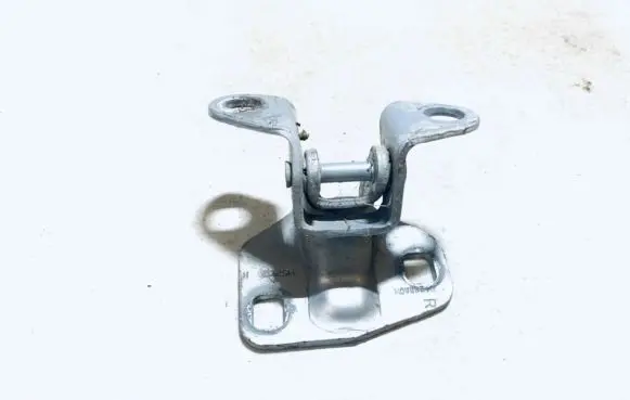 Chrysler 300M Rear door lower hinge 04574436