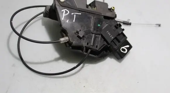 Mazda 3 I Rear door lock 3N6AA26412