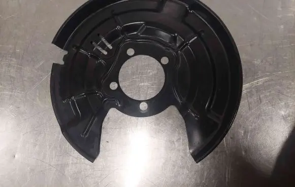 Toyota Sienna XL40 IV Rear brake disc plate dust cover 3L631747 631747