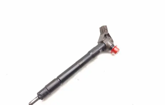 Mazda 6 Fuel injector SH0113H50