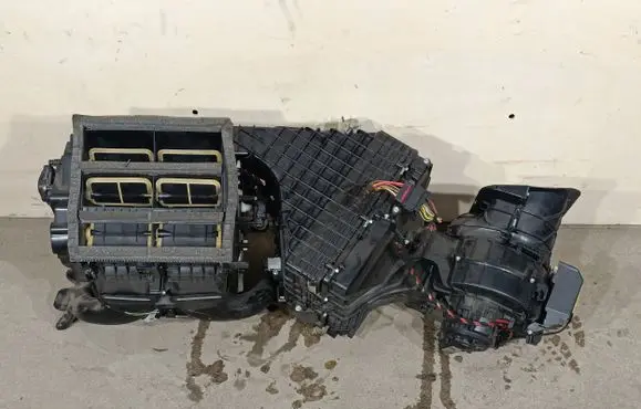 Volkswagen Transporter - Caravelle T6 Interior heater climate box assembly 7e1820021A 16469290 16477591