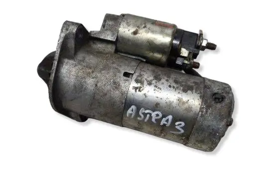 Opel Astra H Starter motor 
