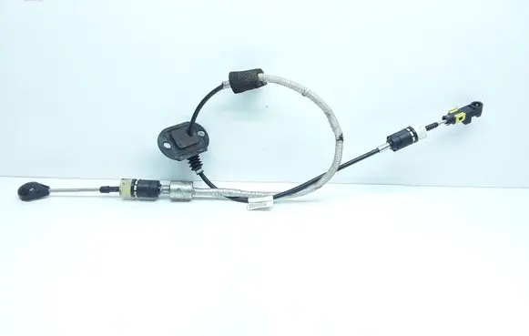 Volvo XC90 Gear shift cable linkage 31325795