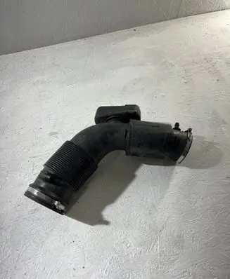 Audi Q7 4L Air intake hose/pipe 06E129629R