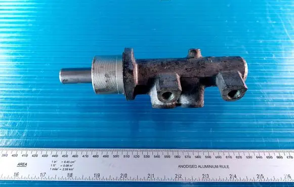 Audi A6 S6 C6 4F Master brake cylinder 1735