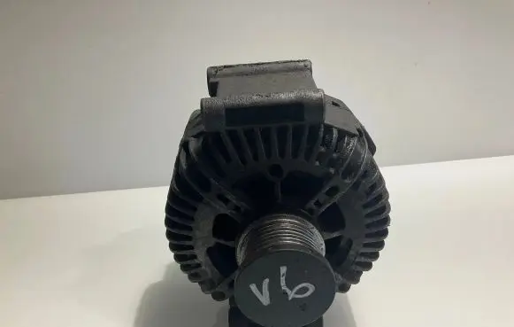 Mercedes-Benz CLS C219 Generator/alternator A6421540402 10622257 2517289B