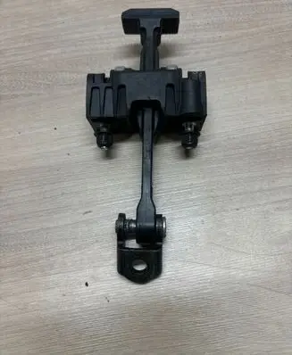 Volvo S90, V90 Front door check strap stopper 31385857