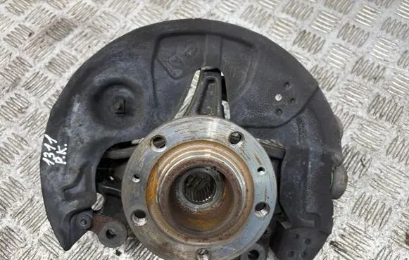 Citroen Berlingo Front wheel hub