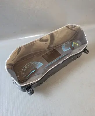 Peugeot 208 Speedometer (instrument cluster) 9835846380