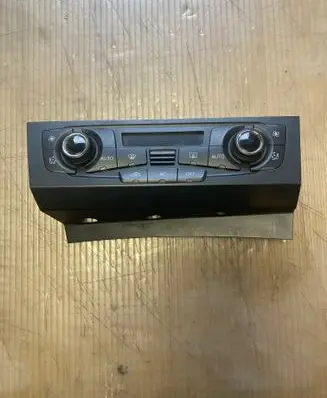 Audi A4 S4 B8 8K Climate control unit 8T2820043S A2C53307437