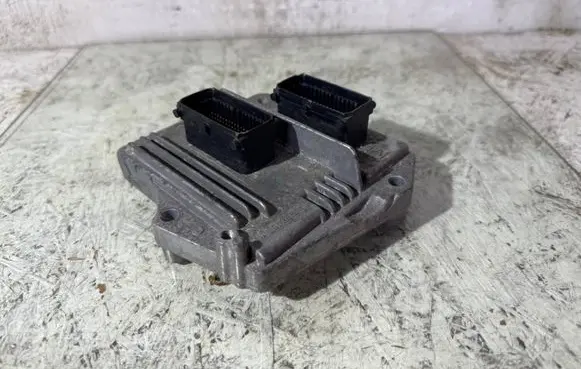 Opel Astra H Engine control unit/module D04004 55561172