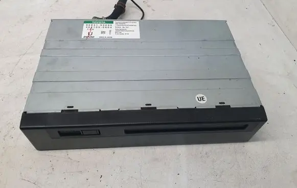 Lexus RX 330 - 350 - 400H GPS navigation control unit/module 8684150090 4621000604