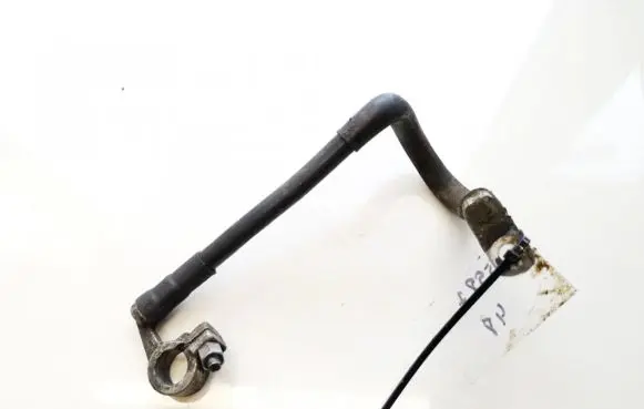 Volkswagen Golf V Positive cable (battery)