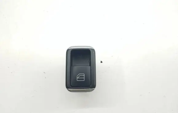 Mercedes-Benz B W246 W242 Electric window control switch A204905102