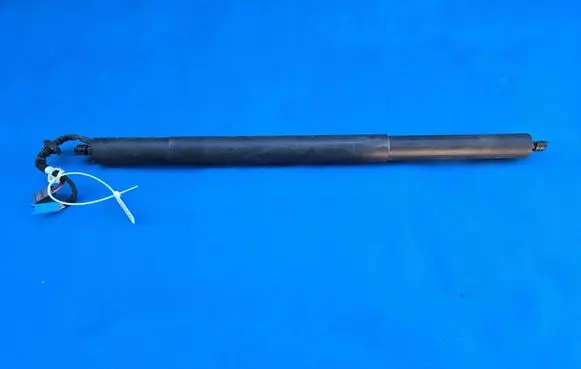 BMW X7 G07 Shock absorber/damper mounting bracket 7441811