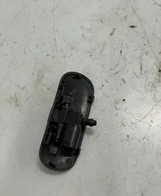 Audi Q7 4M Windshield washer spray nozzle 4M0955987 20170320