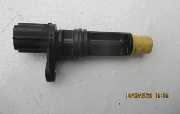 Lexus NX Oil pressure sensor 898106C28