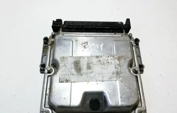Peugeot 406 Engine control unit/module 0281001782 9634662880