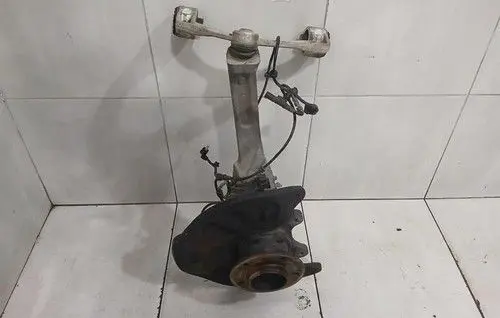 Mercedes-Benz G W463 2nd Gen Front wheel bearing hub A4633320000