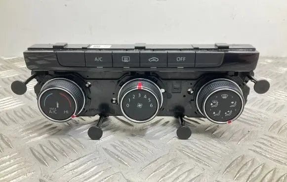 Volkswagen Golf VII Climate control unit 5G0907426Q