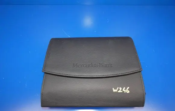 Mercedes-Benz B W246 W242 Owners service history hand book 