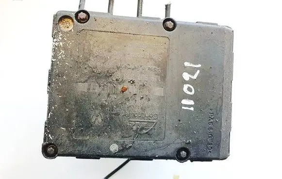 Volkswagen Bora ABS Pump 1J0614117C