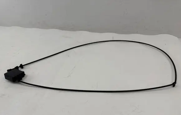 Engine bonnet/hood lock release cable