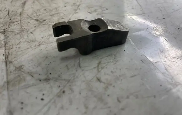 Hyundai Accent Fuel Injector clamp holder