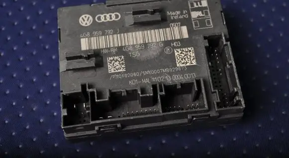 Audi A7 S7 4G Door control unit/module 4G8959792J