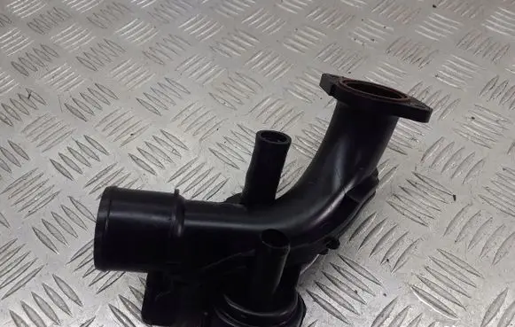 Nissan Note (E11) Oil breather separator 8200323338
