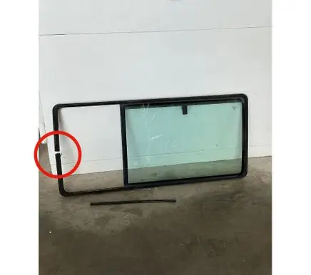 Volkswagen Transporter - Caravelle T4 Rear side window 7D5847711AA