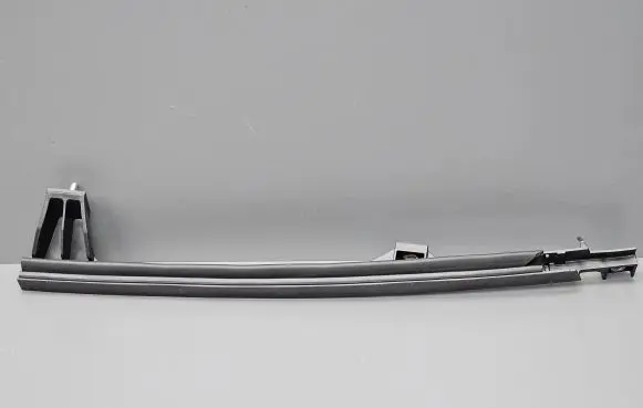 KIA Venga Rear door windshield rail 835351P000