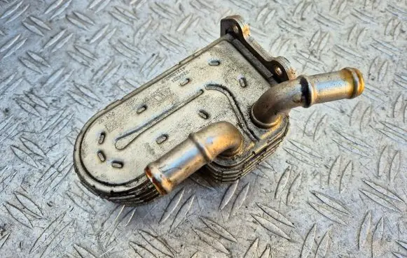 Dodge Nitro EGR valve cooler 3264231 41212067F