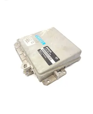 BMW 5 E34 Engine control unit/module 2244771 0281001175