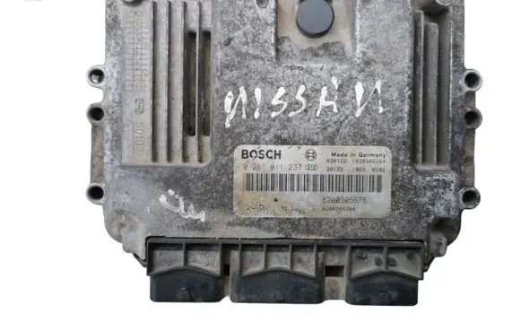 Nissan Primera Engine control unit/module 0281011237 8200800678 1039S02264