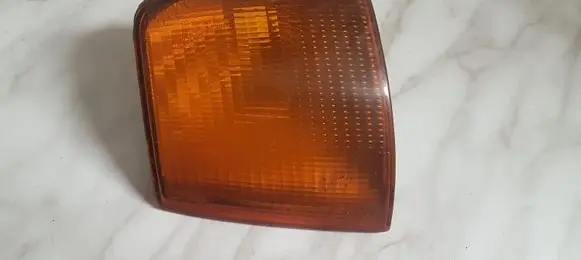 Volkswagen PASSAT B3 Front indicator light 357953049