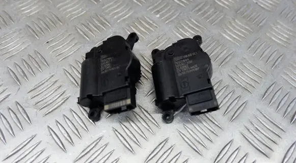 Volkswagen Tiguan A/C air flow flap actuator/motor 5Q0907511K