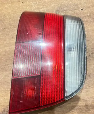 BMW 5 E39 Rear/tail lights 2496297 2VP007240