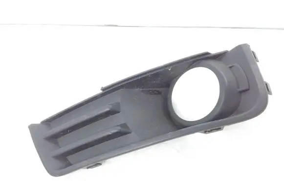 Ford Focus C-MAX Front bumper lower grill 3M51R19953AD