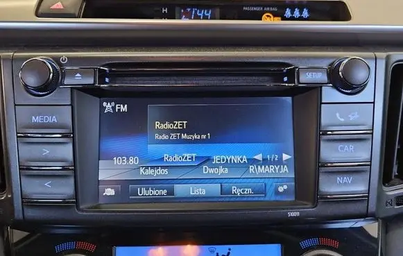 Toyota RAV 4 (XA40) Radio/CD/DVD/GPS head unit 8614042210 IMPRK1561029